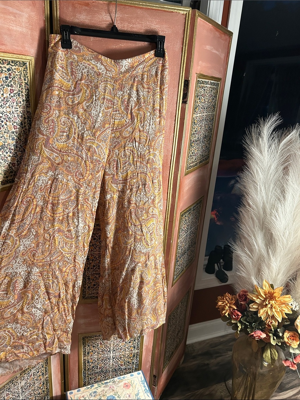 Jessica Simpson Paisley Wide-Leg Pants in Yellow and Cream